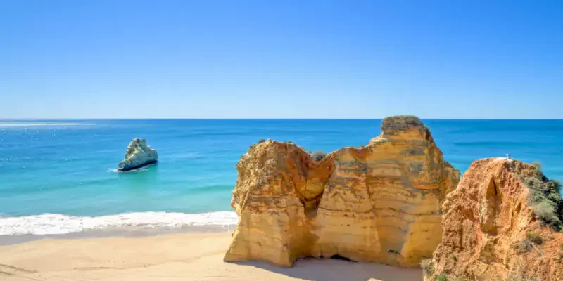 Easter Holidays Algarve Villa, Flights & Car Family Of 4 For £188pp